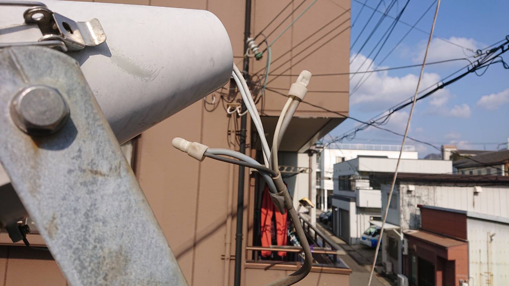 神戸市長田区 回転寿司屋さん 水銀灯の球交換 明石市でエアコン取り付け 電気工事 Led工事なら林電設